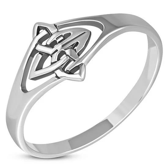 Celtic Trinity knot Plain Silver Ring