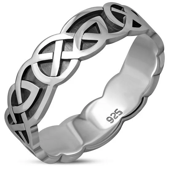 Celtic Knot Band Silver Ring