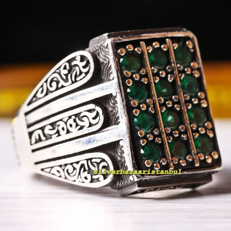 925 Sterling Silver Emerald Green Stone Mens Ring