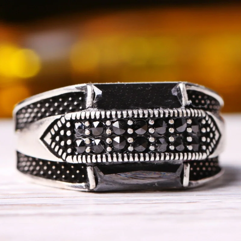 925 Sterling Silver Small Black Onyx Stones Mens Ring