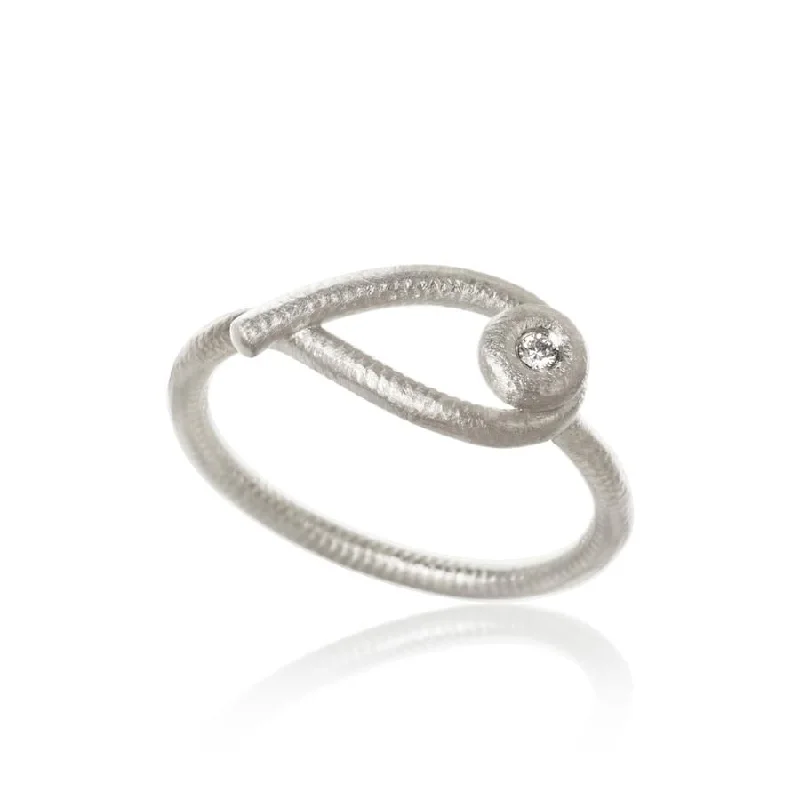 Kharisma Silver Ring w. Diamond