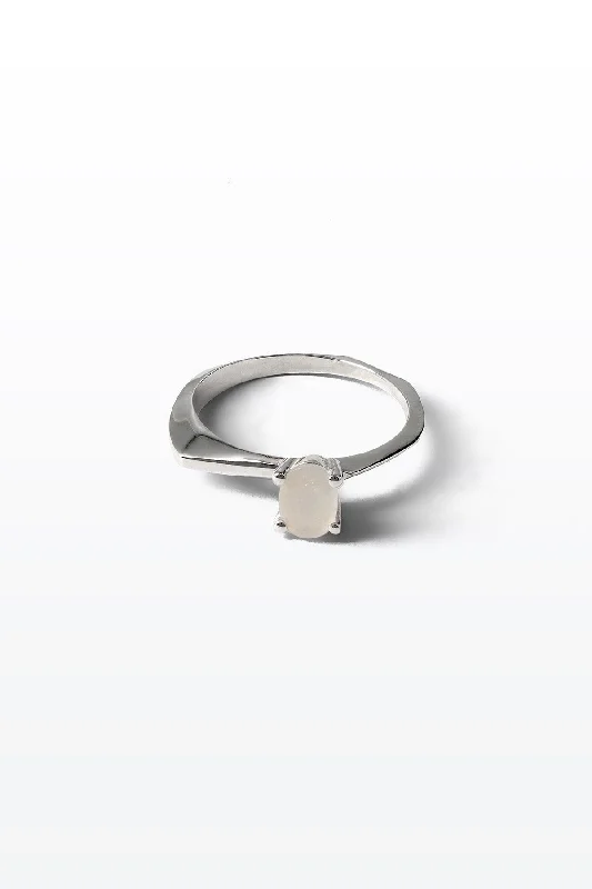 Tide 02 Silver Ring w. Moonstone