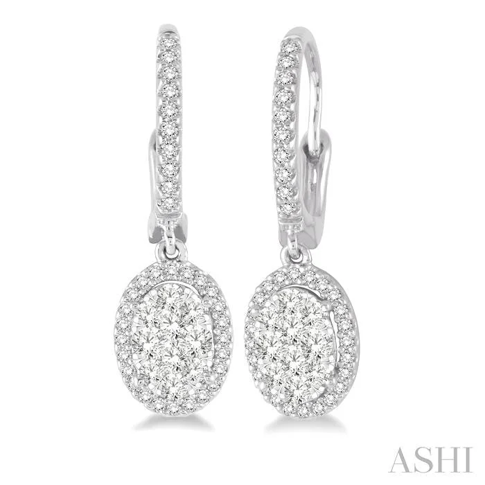 OVAL SHAPE HALO LOVEBRIGHT ESSENTIAL DIAMOND EARRINGS