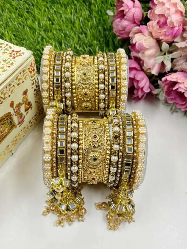 Bridal Rajwadi Bangle Set With Jhumki