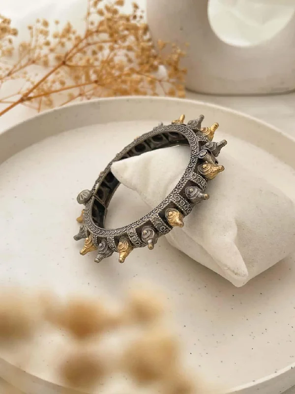 Dual Tone Antique Openable Bangle