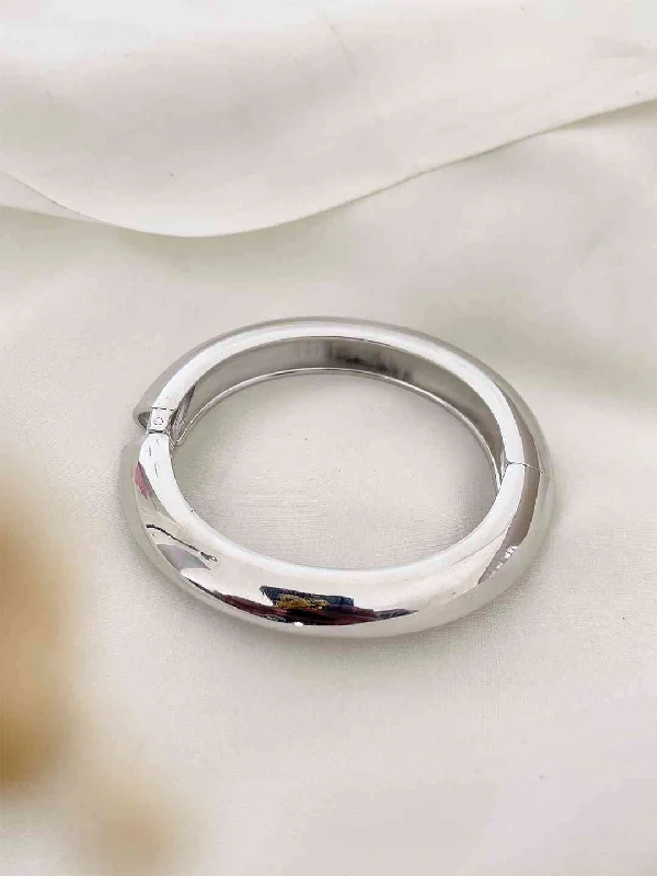 Round Sterling Silver Doughnut Bangle