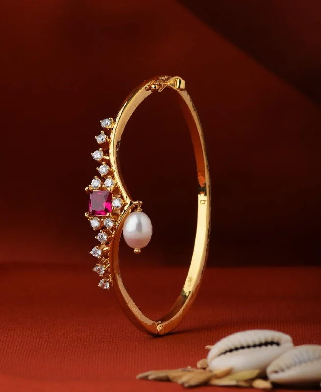 Traditional Stone Studded Bangle