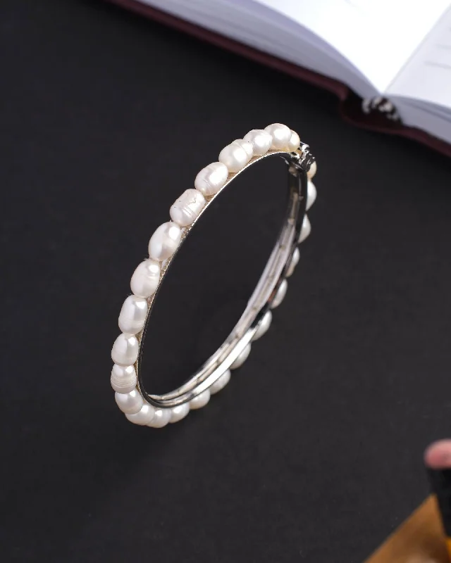 Trendy White Pearl Bangle